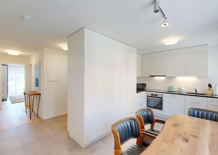 Big With Balcony - Sun 14 아파트 *