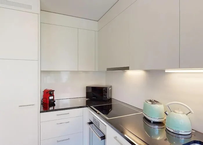 Big With Balcony - Sun 14