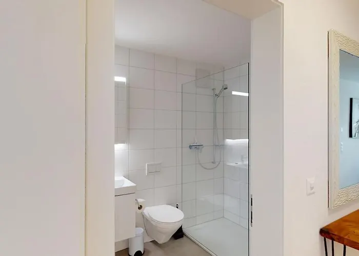 Lägenhet Big With Balcony - Sun 14 *